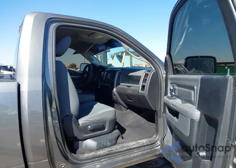 2013 Ram 1500 Express z USA, uszkodzony, nr VIN 3C6JR7AT9DG508066